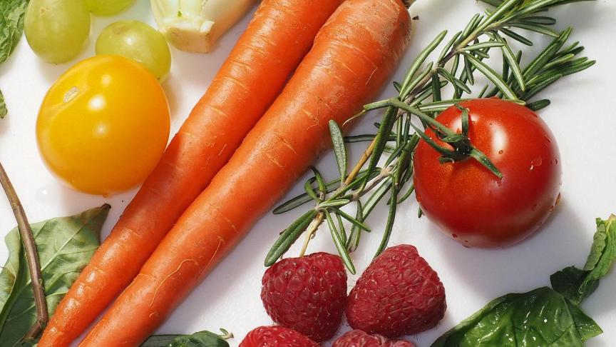 Eén van de 3 pijlers is de aanname dat groenten en fruit van nature gezond zijn.