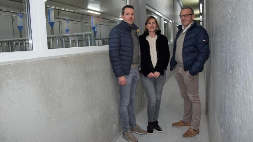 Bart Clincke en Veerle Depreitere met Wim Van Hoecke (rechts) in de kijkgang.