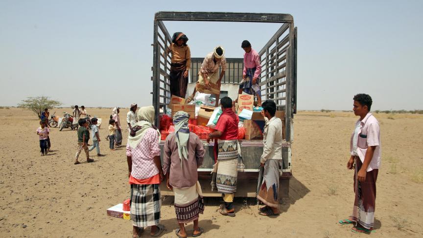 De voedselprijzen verdubbelden in een jaar tijd in Jemen, bovendien komt een derde van het graan uit Oekraïne. Er wordt een grote voedselcrisis gevreesd.