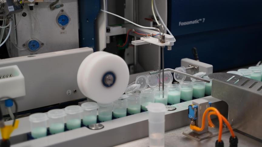 MCC onderzocht in 2021 meer dan 2,2 miljoen melkmonsters.