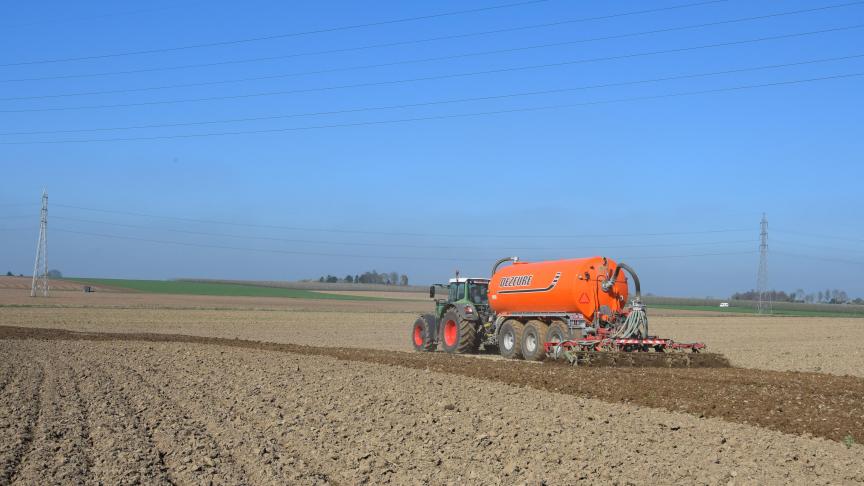 Veel verschillende factoren moeten in rekening worden gebracht om op een correcte manier plaatsspecifiek stikstof toe te dienen.