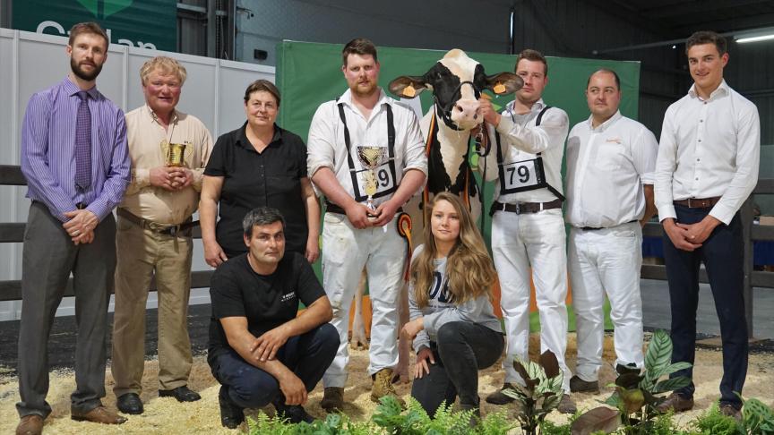 Emilio Carrera werd Algemeen Kampioene Flanders Holstein Show.