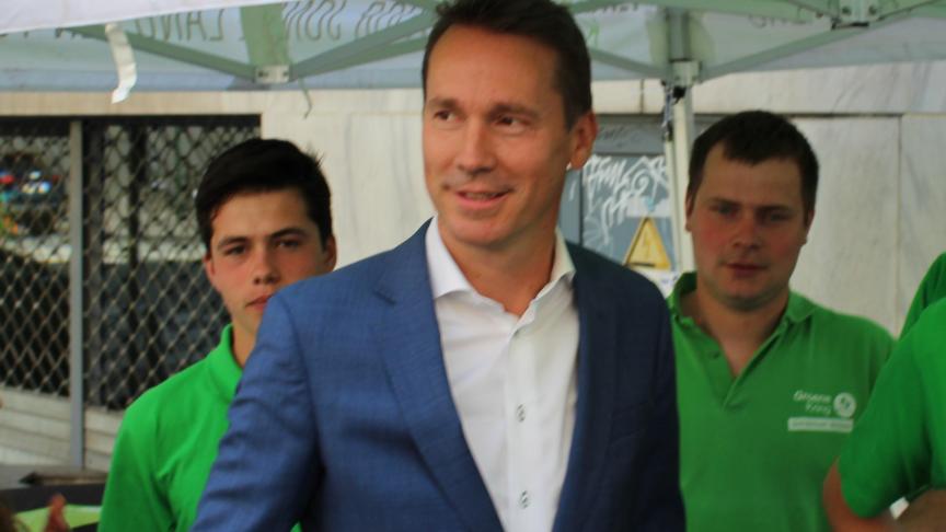 “Voor een duurzame toekomst is het belangrijk dat ook de Vlaamse land- en tuinbouwsector voluit gaat voor digitalisering”, zegt minister Jo Brouns.