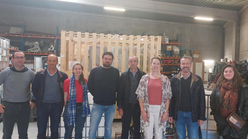 Het dagelijkse bestuur van VCM bij de voorstelling van de nieuwe VCM-enquête bij Green Service. Dit bedrijf ontwerpt en bouwt biogasinstallaties.