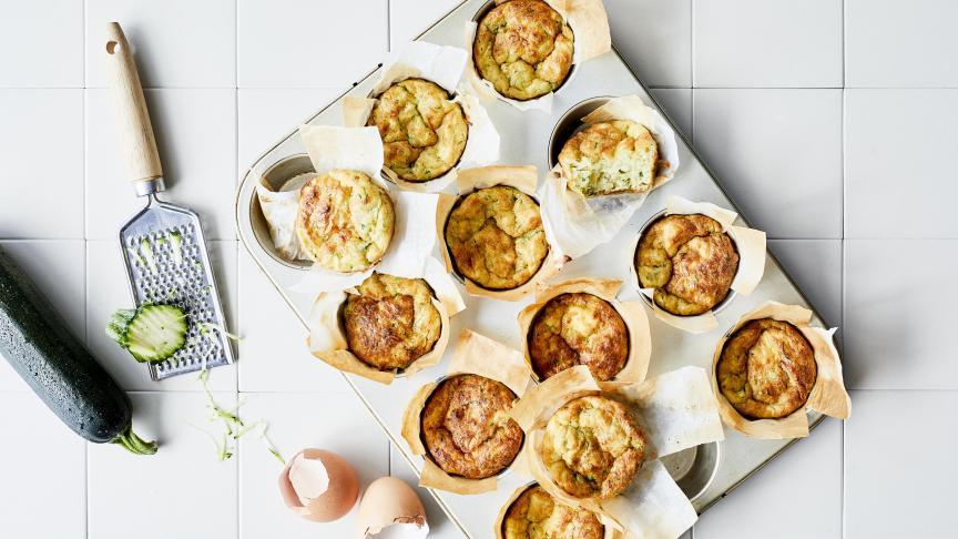 Ontbijtmuffins met courgette, yoghurt en Belgische kaas (2)